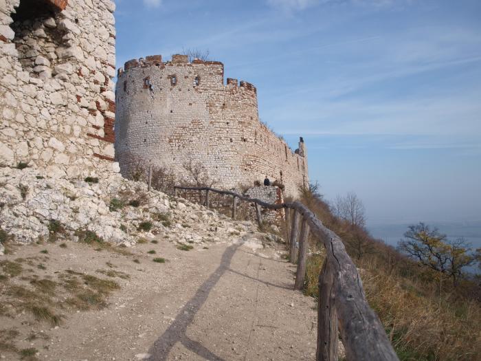 2010-10-24  -3